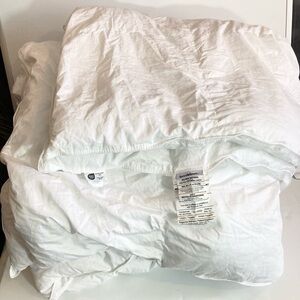 KING cali/ king brooklinen down ALTERNATIVE comforter new